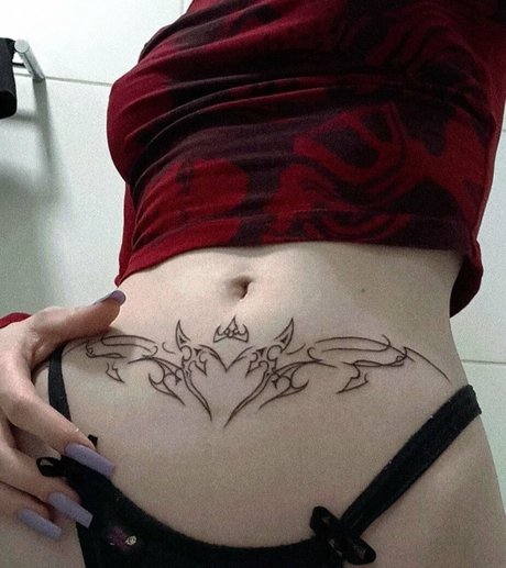 tightgoth onlyfans pics