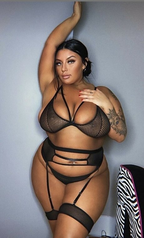 Ashley091 onlyfans striptease