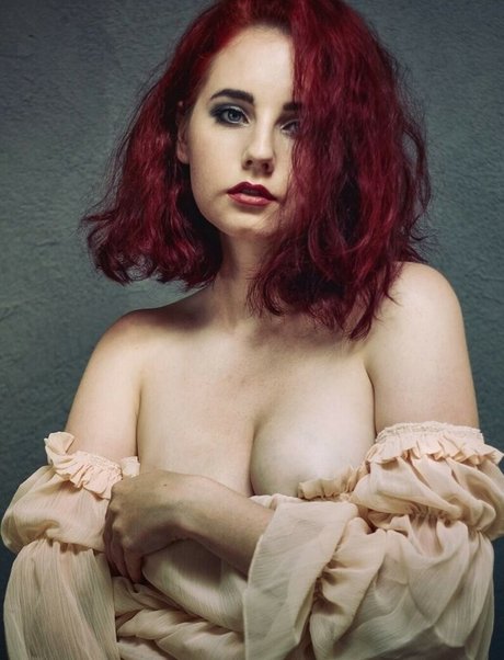 any tasia nude only fans