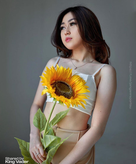 Felicia Carissa onlyfans posts