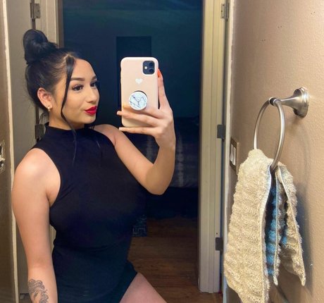 bitamartinezz onlyfans page