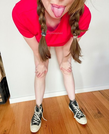 lilyhoneybee ass onlyfans