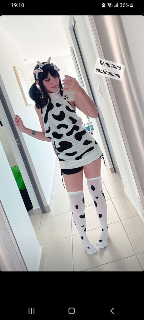 s meriweather onlyfans model photo