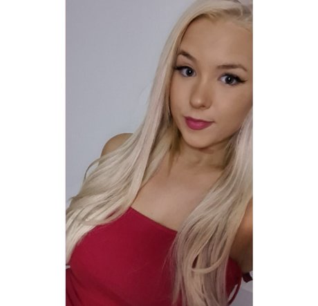 KimJade999 onlyfans leak new