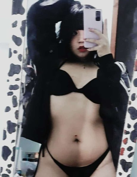 Ana Julia nude only fans