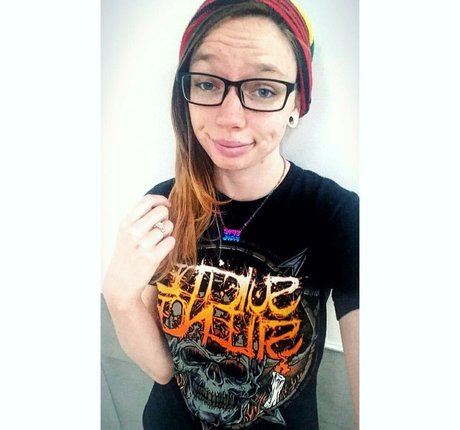 Gabby Swears onlyfans nude leaks