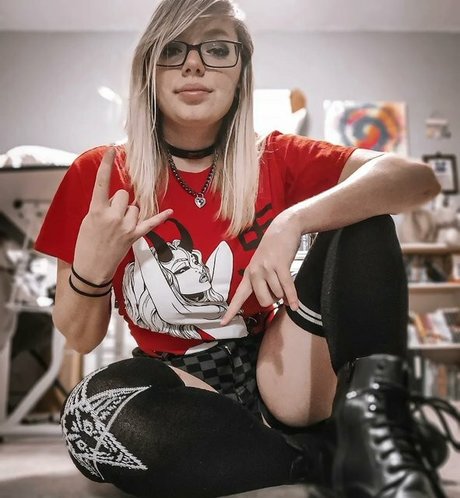 Gabby Swears naked onlyfans leaks