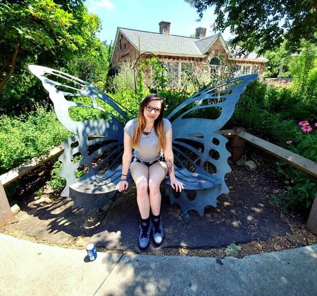 Gabby Swears onlyfans leak nudes