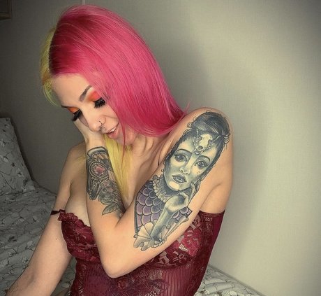 Gigisleek onlyfans leaks.