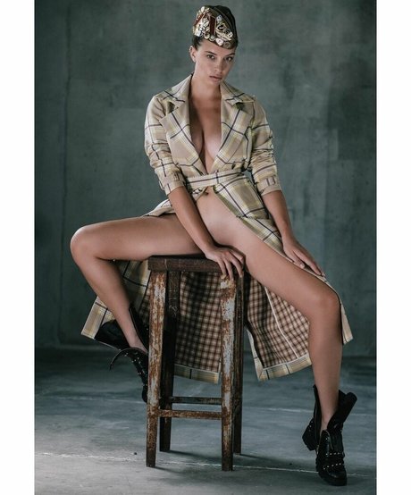 Gloria Fregonese onlyfans leakes