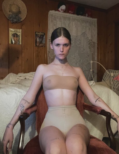 Ethel Cain onlyfans photos