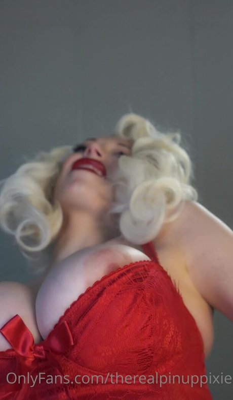 Pineup Pixie on onlyfans