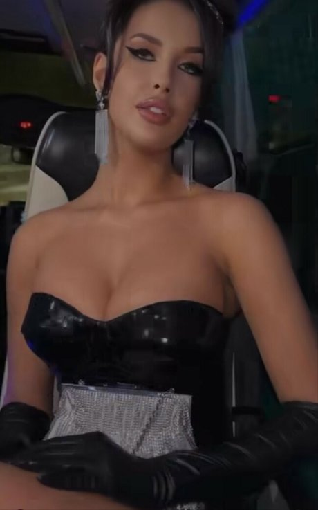 Liza Makhu onlyfans leak