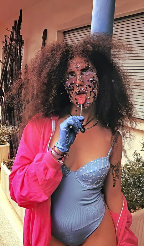 Aysegul Akyuz naked onlyfans leak