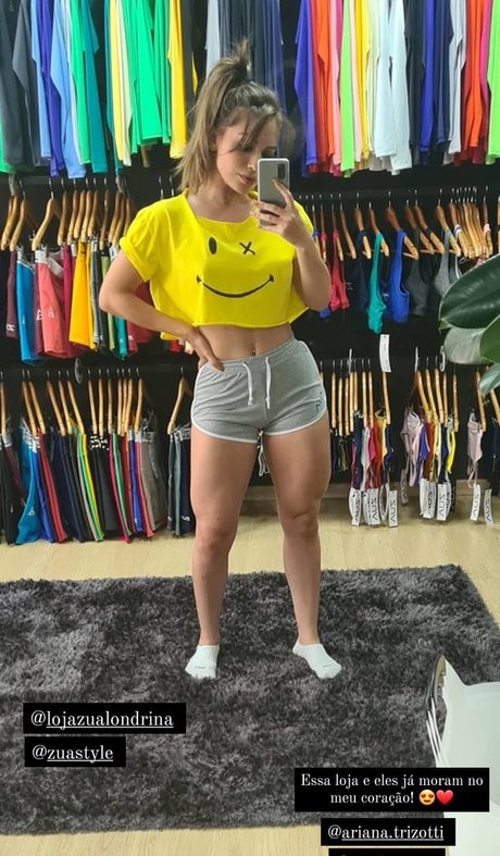 Bruna Movio onlyfans boobs