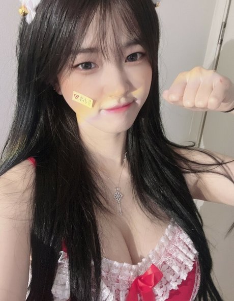 Moonwol0614 strip onlyfans