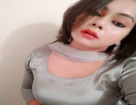 Farah Diba onlyfans porn leak