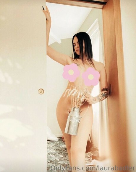 Laura Badler Profile pic