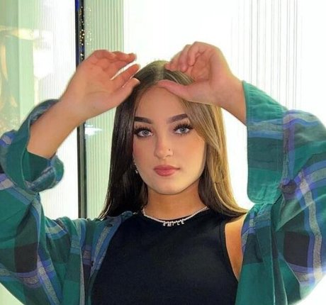 Savanah Moss onlyfans free