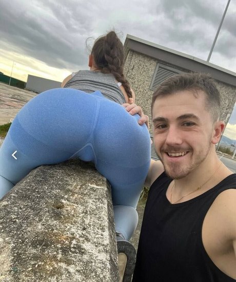 Andrea Rojo RedMil onlyfans leak fuck