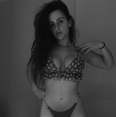 Andrea Rojo RedMil onlyfans content leaked