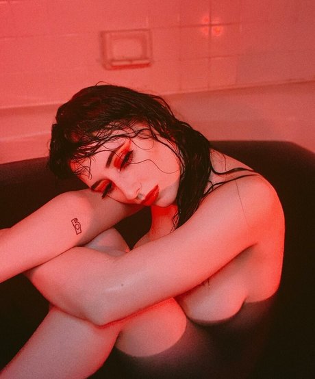 Lauren Van Lom only fans content