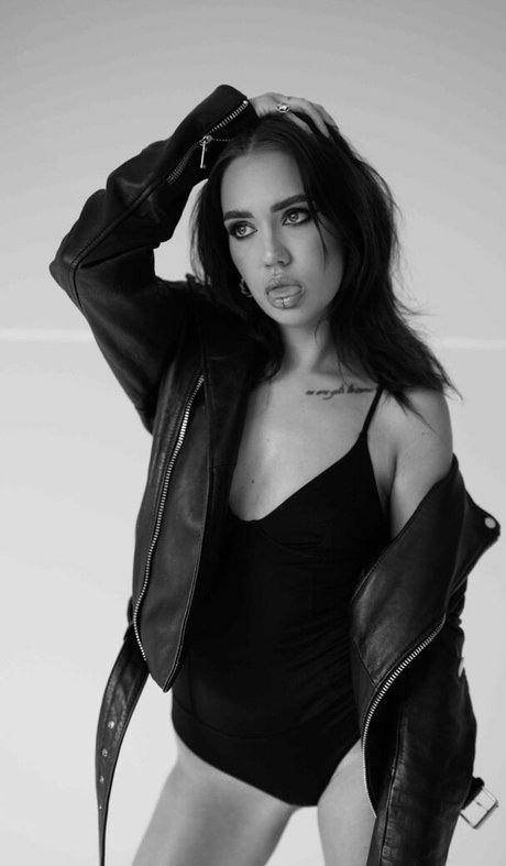 Madeleyn Kurg onlyfans leaked