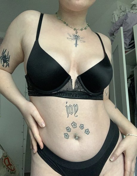 Ezra Butler onlyfans porn leaked