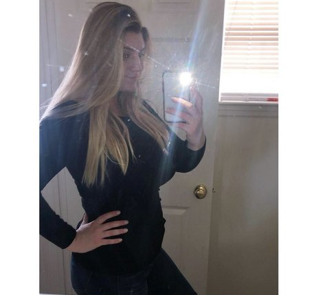 hailey williams22 onlyfans x