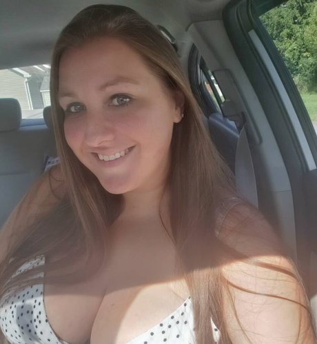 Caityy Cakesss onlyfans naked leaks