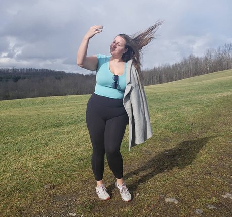 Caityy Cakesss onlyfans model