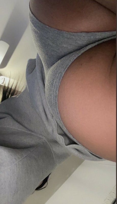 Aurora Garcia onlyfans leak ass