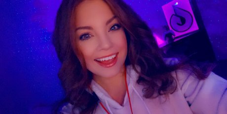 Gingy Gingerliness is on onlyfans