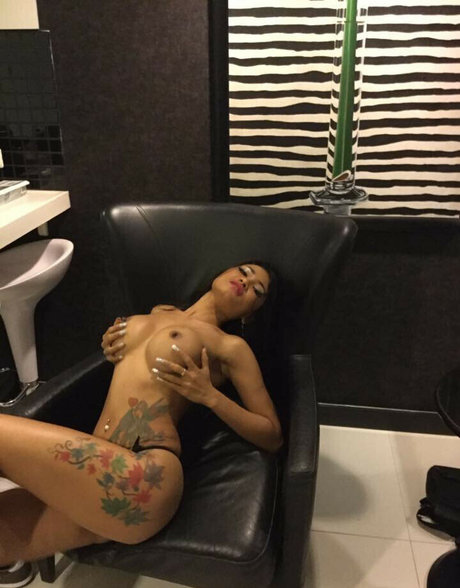 Nanlisa Xxx naked on onlyfans