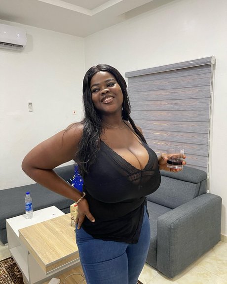 Chioma lovv nude leak onlyfans