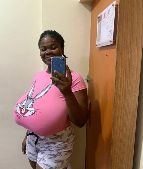 Chioma lovv nude onlyfans leaked