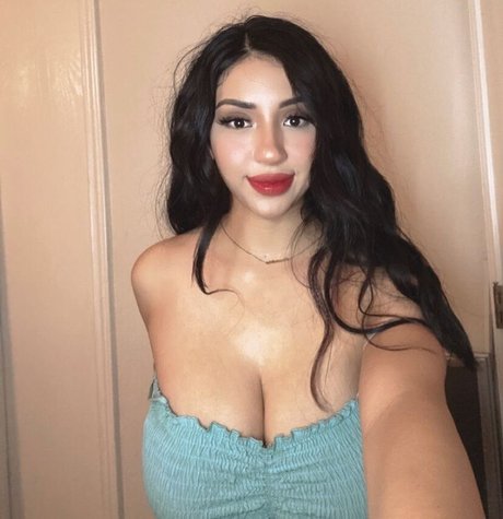 Alexandra Nicole onlyfans porn