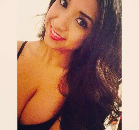 Alexandra Nicole onlyfans porn