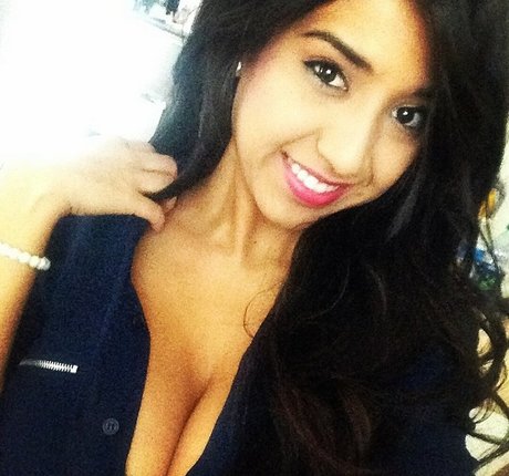 Alexandra Nicole leak onlyfans