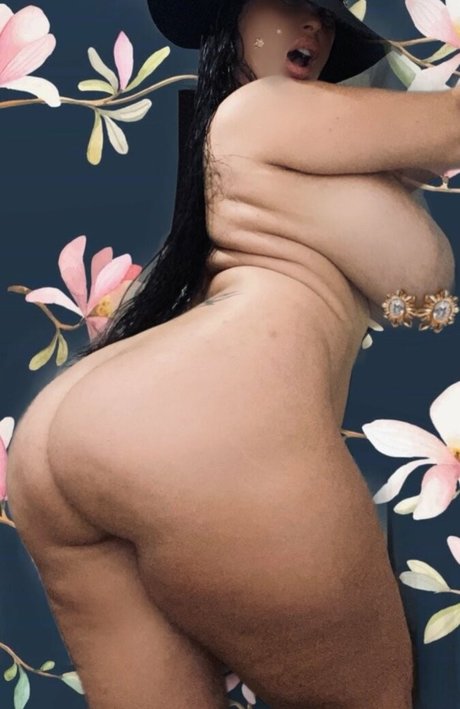 Linda Adams leaked only fans