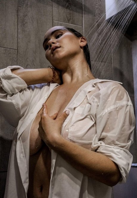 Lorraine Rase onlyfans sex