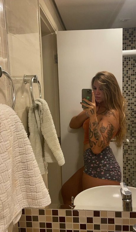 Elanadara nude onlyfans leaks