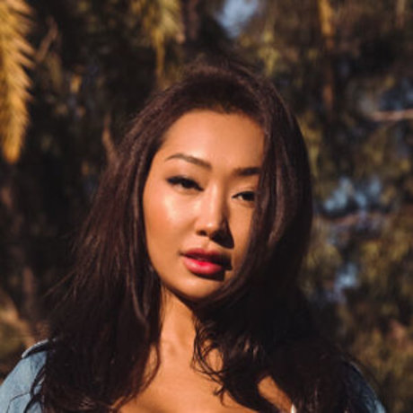 Nora Kyzy onlyfans nudes porn