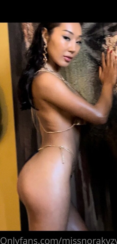 Nora Kyzy onlyfans leak naked