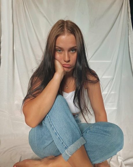 Madisun Sullivan only fans pic