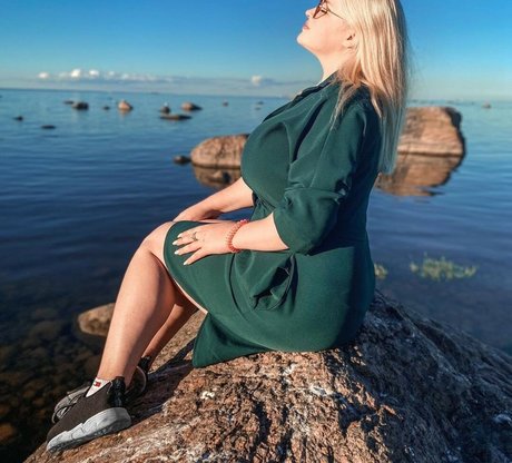 Julia Chegodar onlyfans leaks