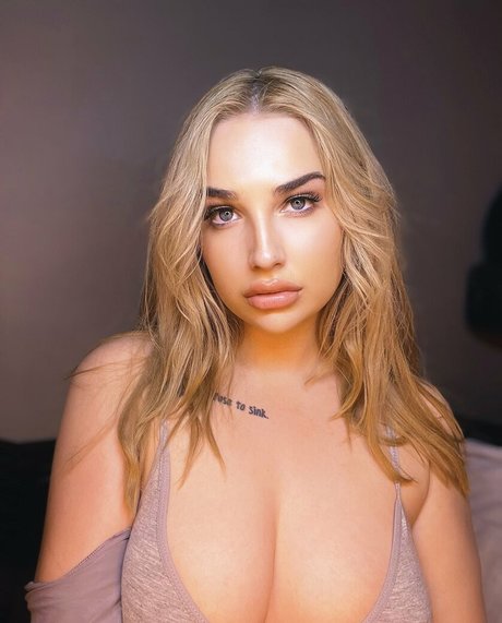 xEmadollx onlyfans leak new