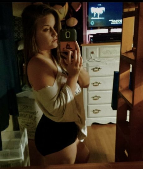 Tnbaecker only fans leak nude