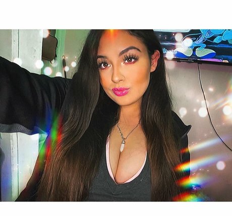 Esmeralda Quintero onlyfans pictures