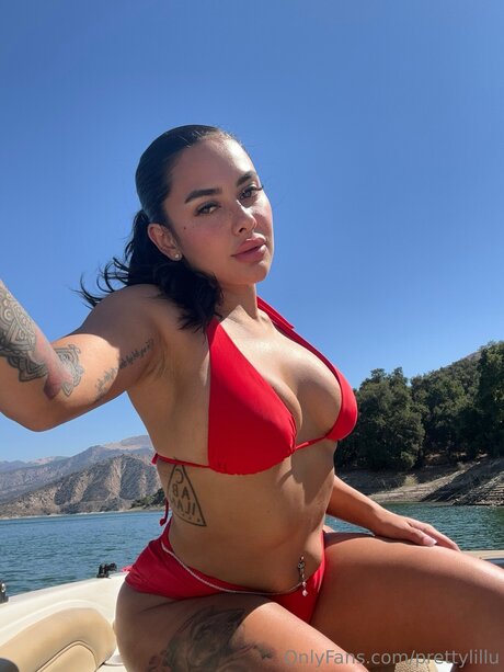 Prettylillu only fans photos